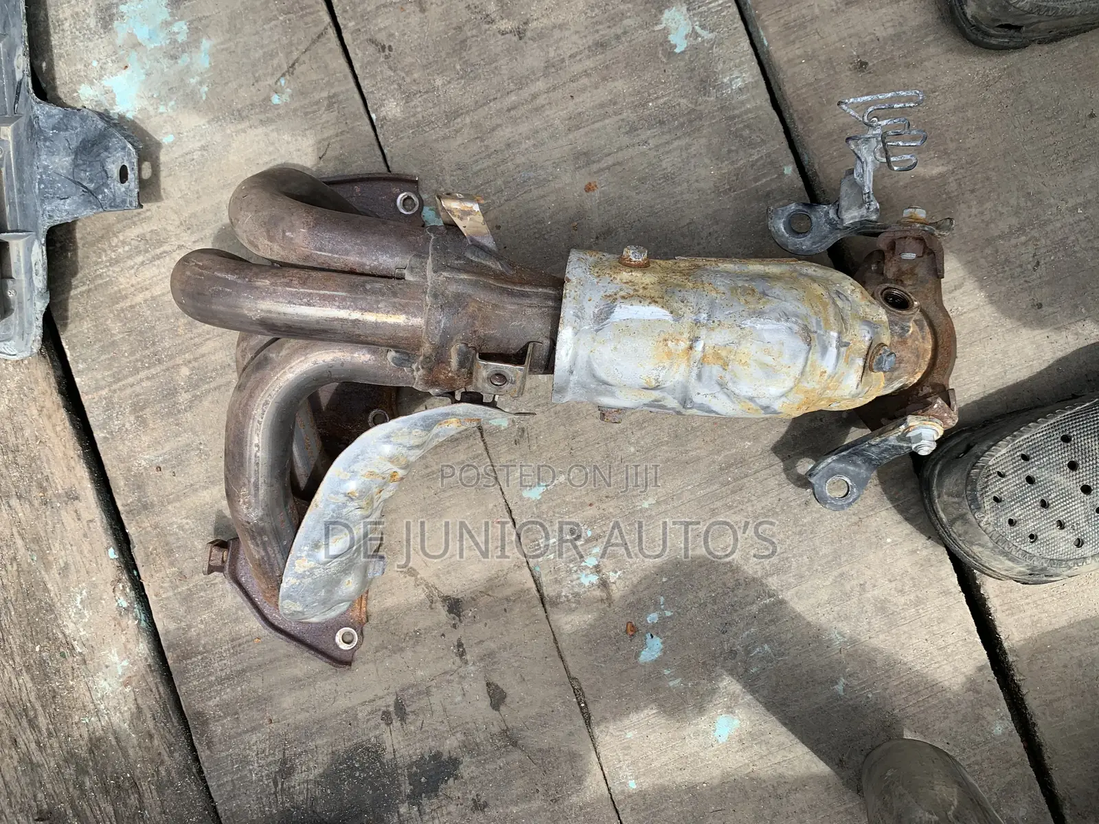 Venza 4plug Empty Catalyst Manifold
