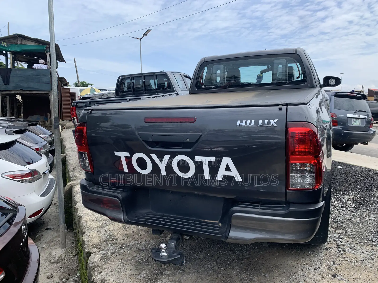 Toyota Hilux 2021 Gray