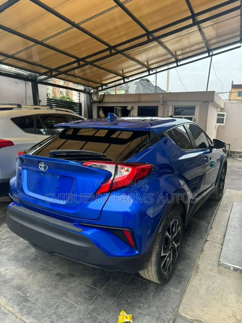 Toyota C-HR Limited 2022 Blue