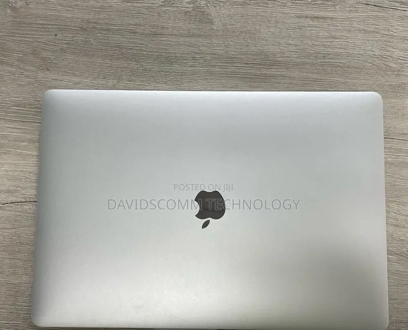 Laptop Apple MacBook Pro 2017 16GB Intel Core i7 SSD 512GB