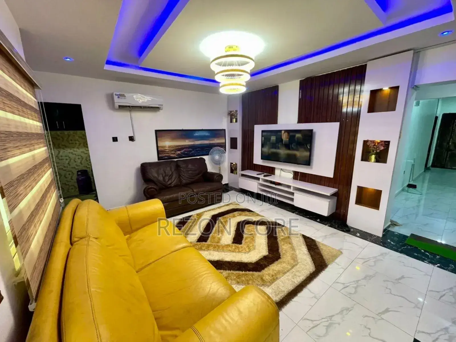 Exquisite 3 Bedroom Apartment Shortlet