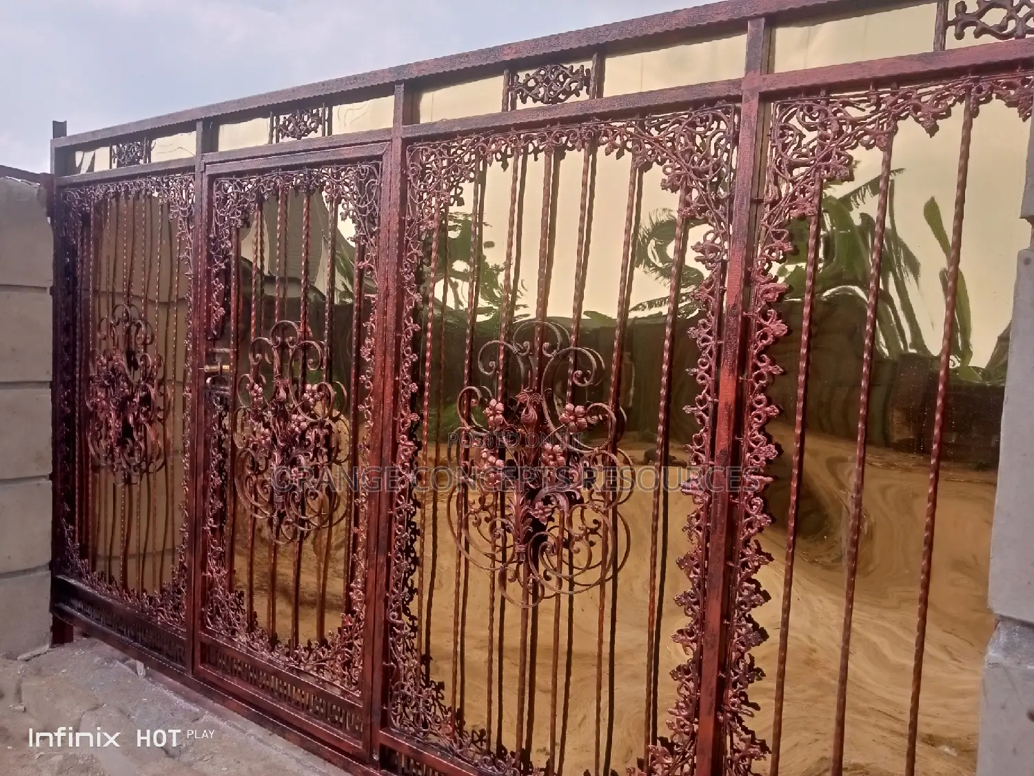 Pure Wrought Iron Gate With Gold Plate Built
