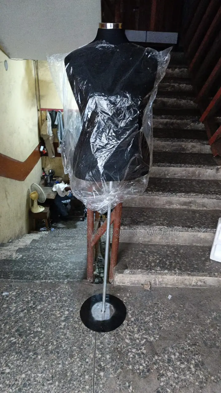 Black Female Size 10 Body Form With Round Metal Base