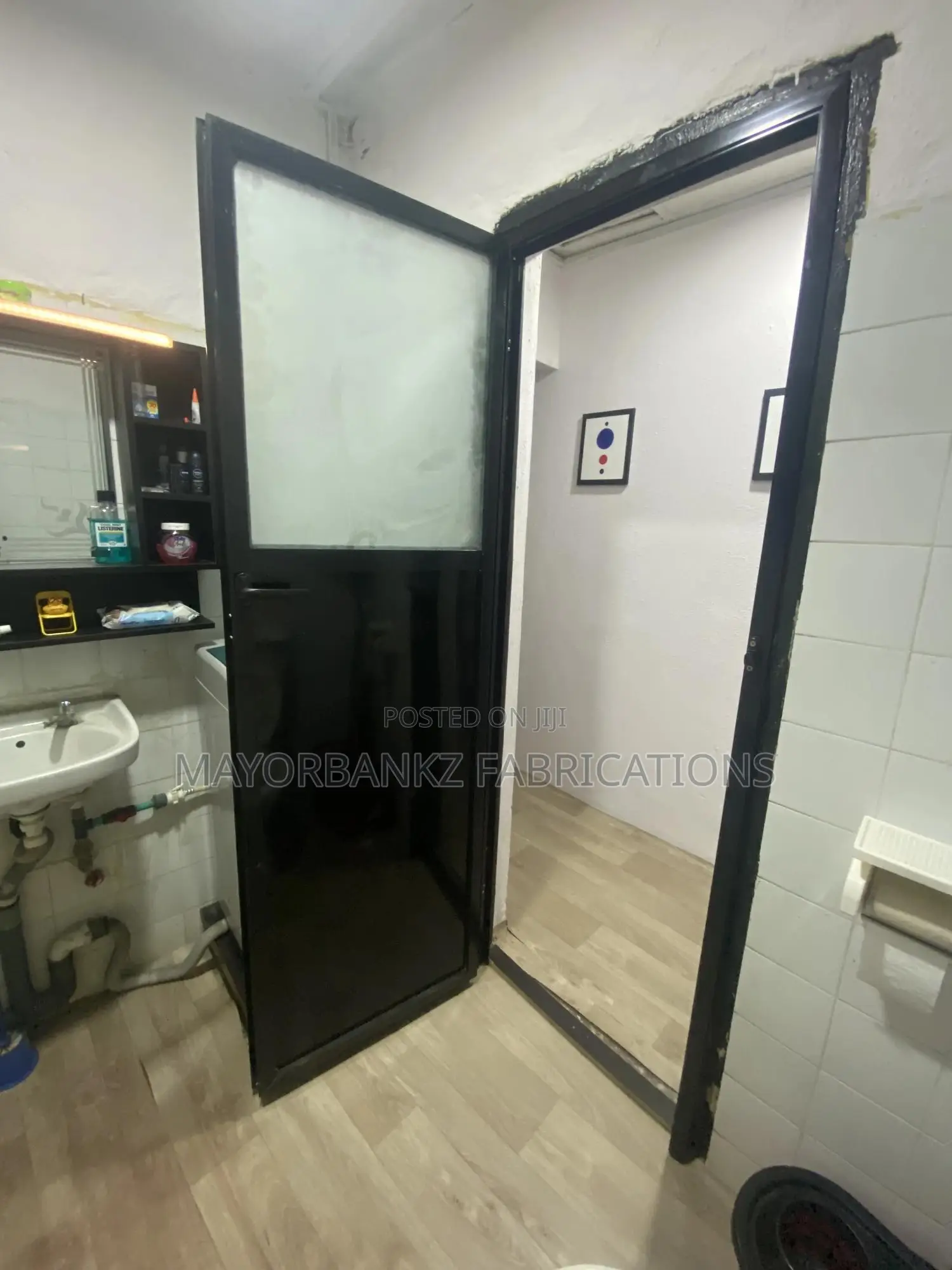 Aluminum Toilet Door