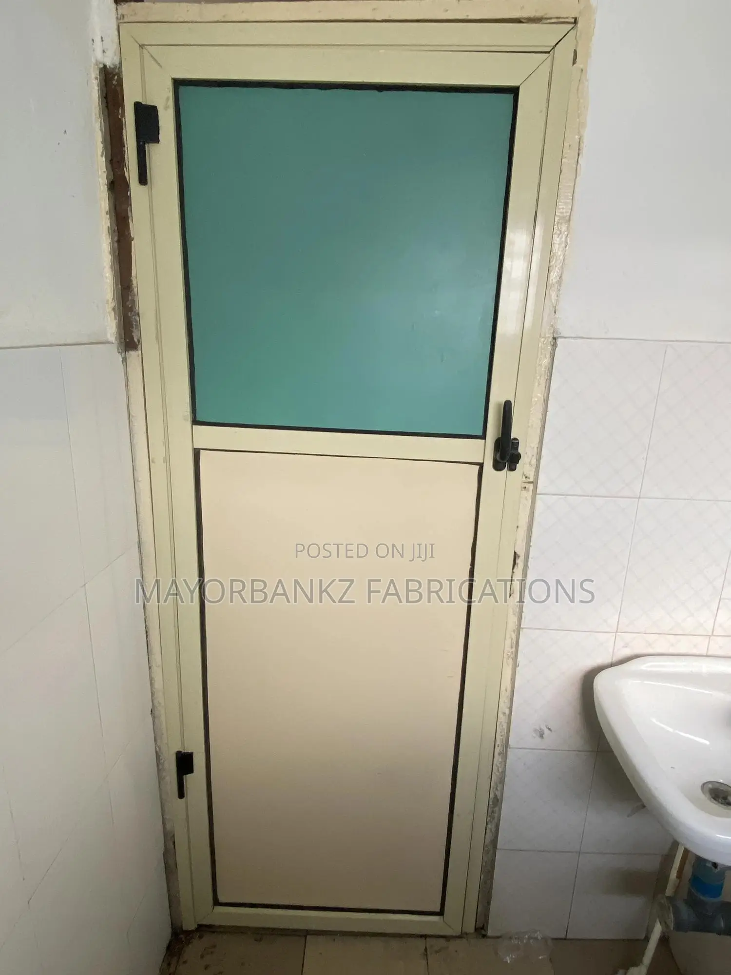 Aluminium Toilet Door With Mirror