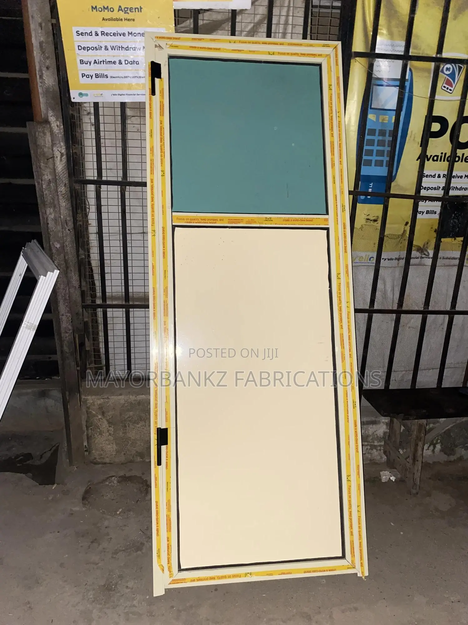Aluminium Toilet Door With Mirror
