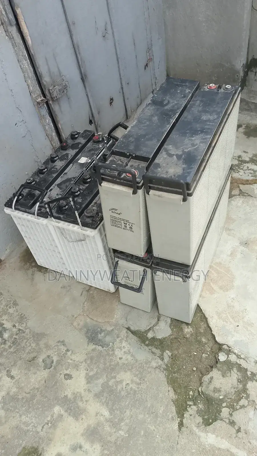 We Buy Used Inverter Battery's