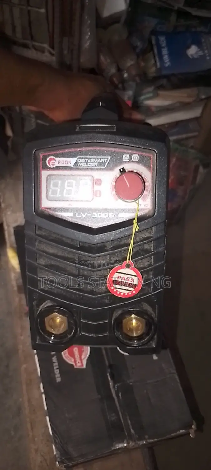 EDON MMA300 Mini Inverter Welding Machine.