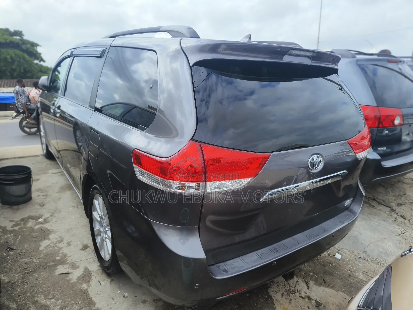 Toyota Sienna Limited 7 Passenger 2012 Gray