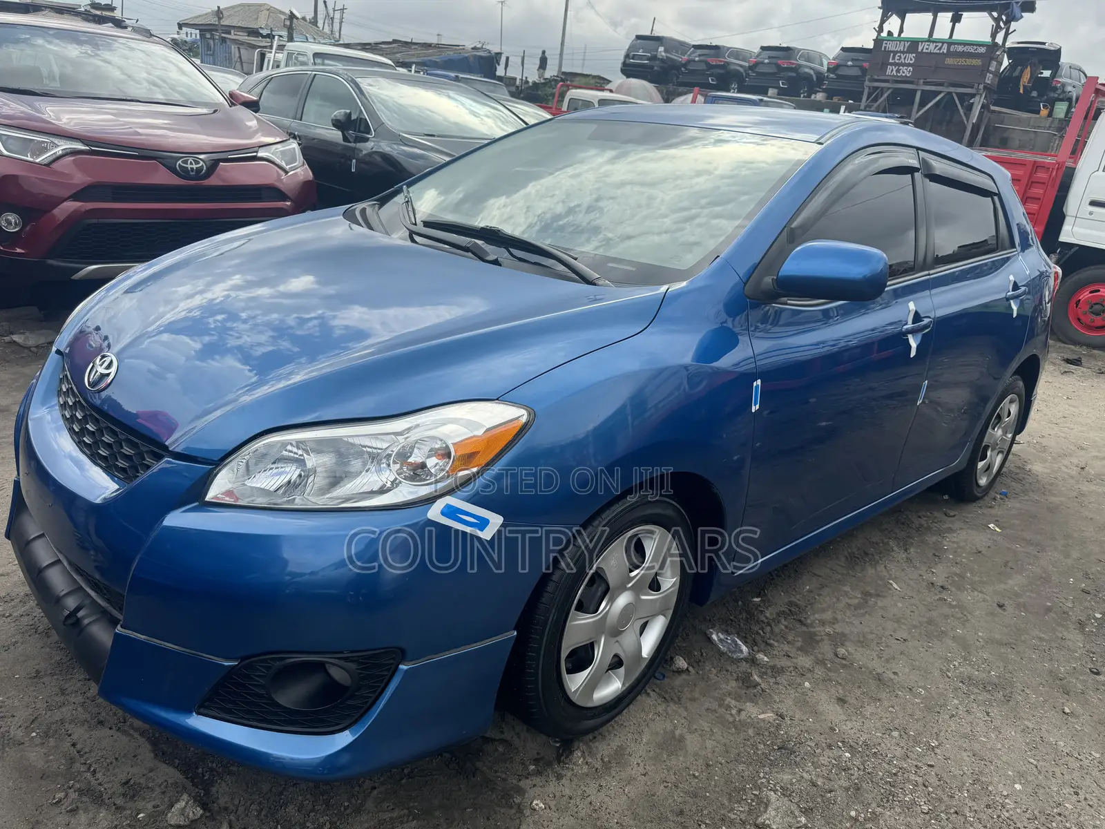 Toyota Matrix S Hatchback FWD (2.4L 4cyl 5A) 2010 Blue