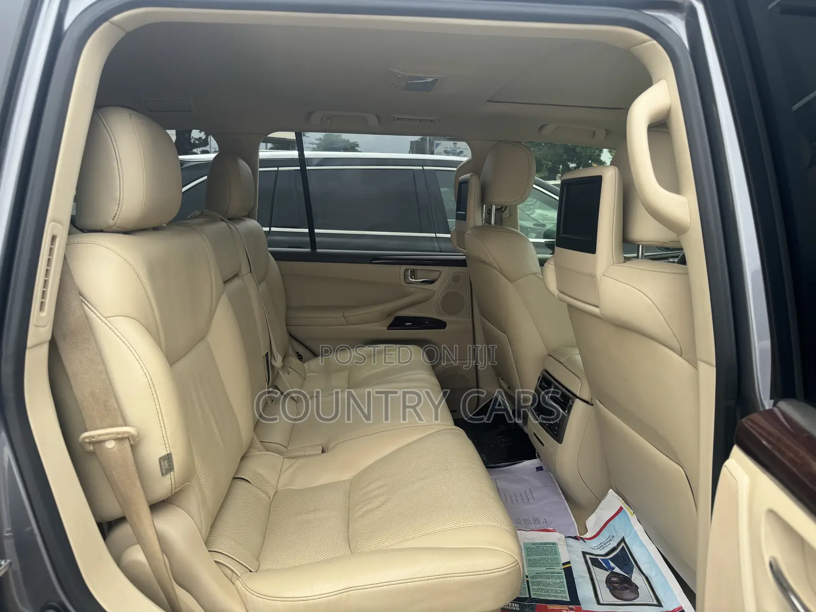 Lexus LX 570 AWD 2015 Gray
