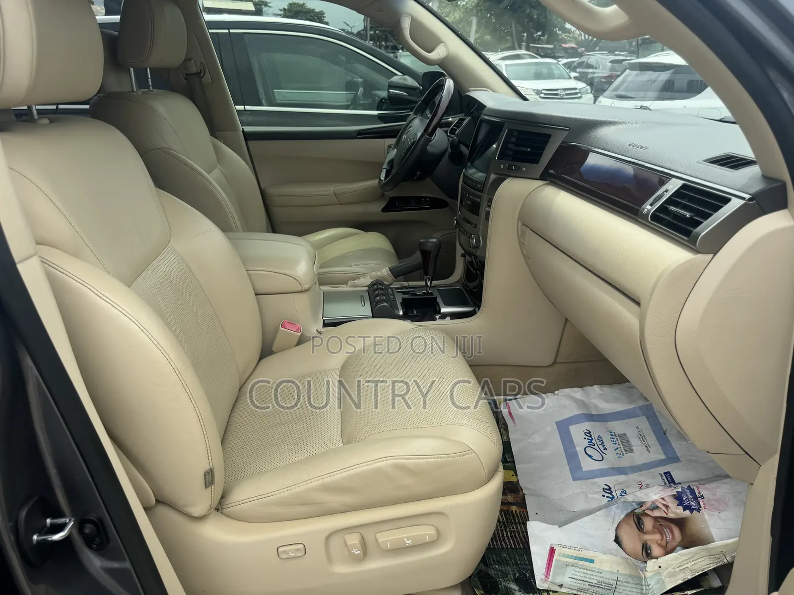 Lexus LX 570 AWD 2015 Gray