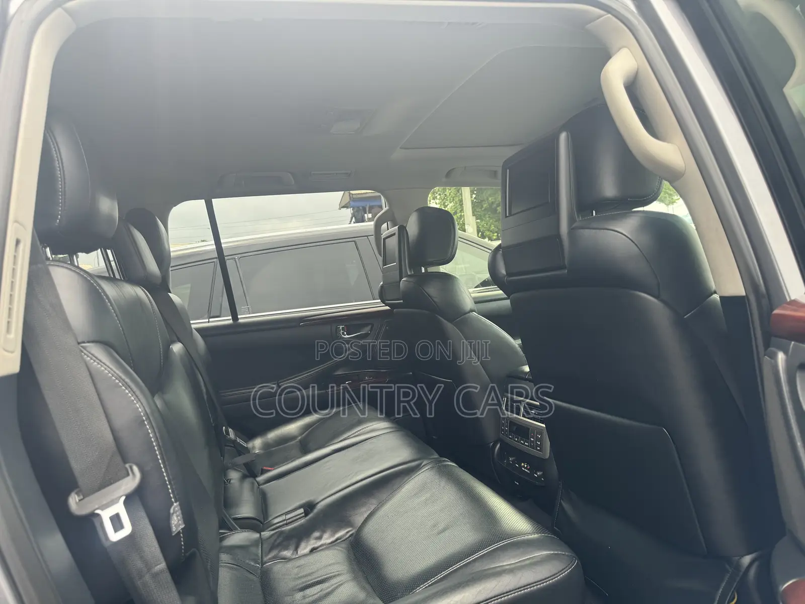 Lexus LX 570 AWD 2014 Gray