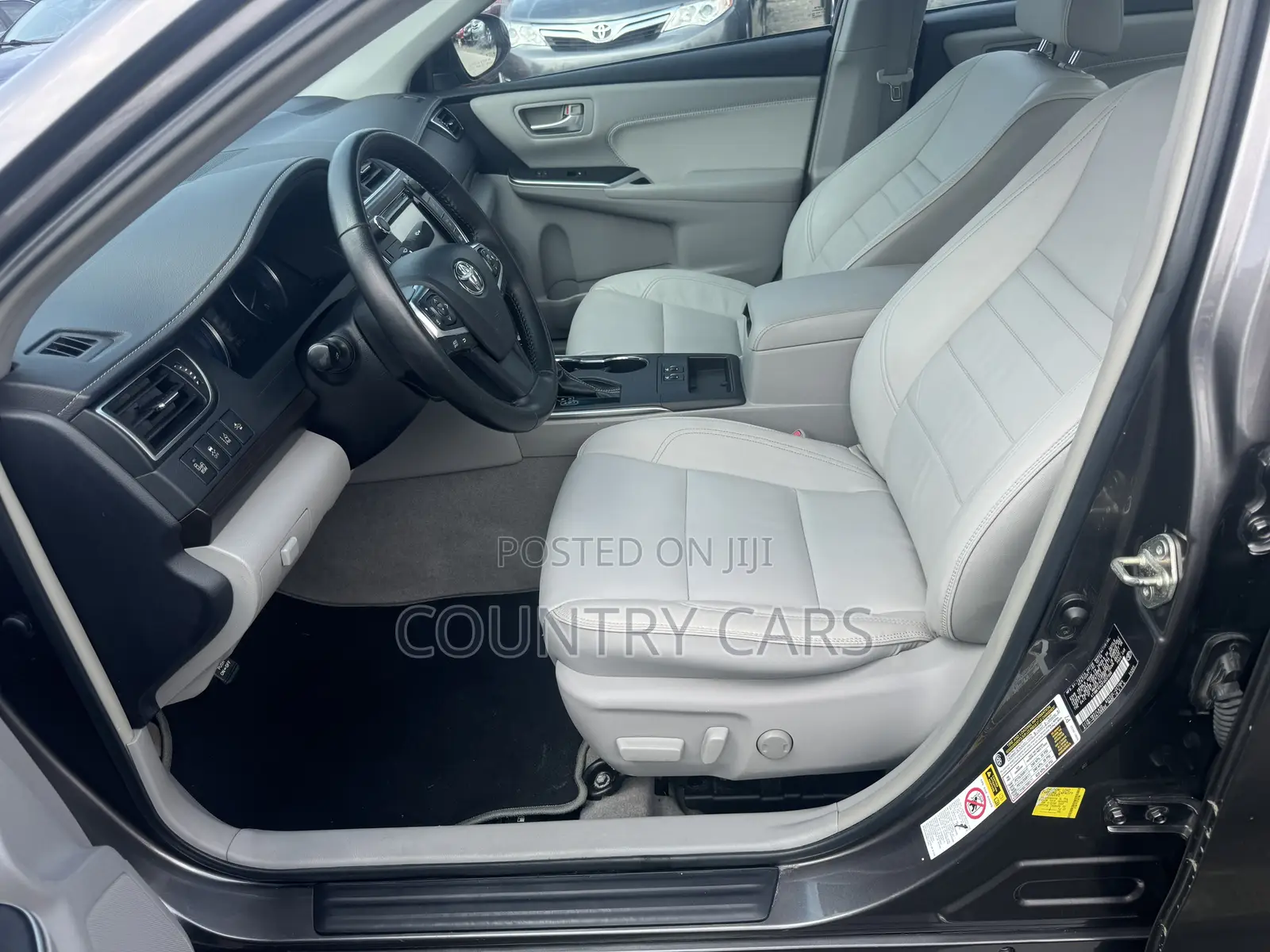 Toyota Camry 2016 Gray