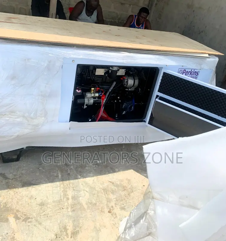 Suitable to Power Large Appliances 15kva Perkins Generator