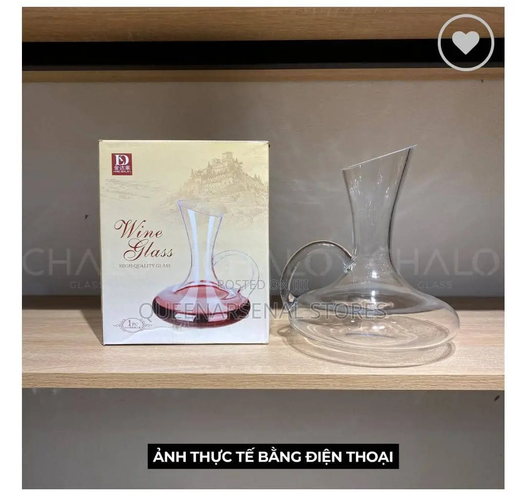 Wine Decanter With Handle Beveled Mouth 1650ML