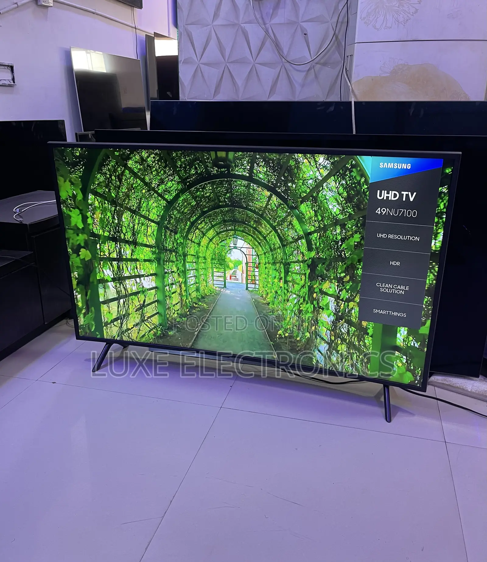 49 Inches Samsung UHD HDR Curved Smart Tv Uk Used