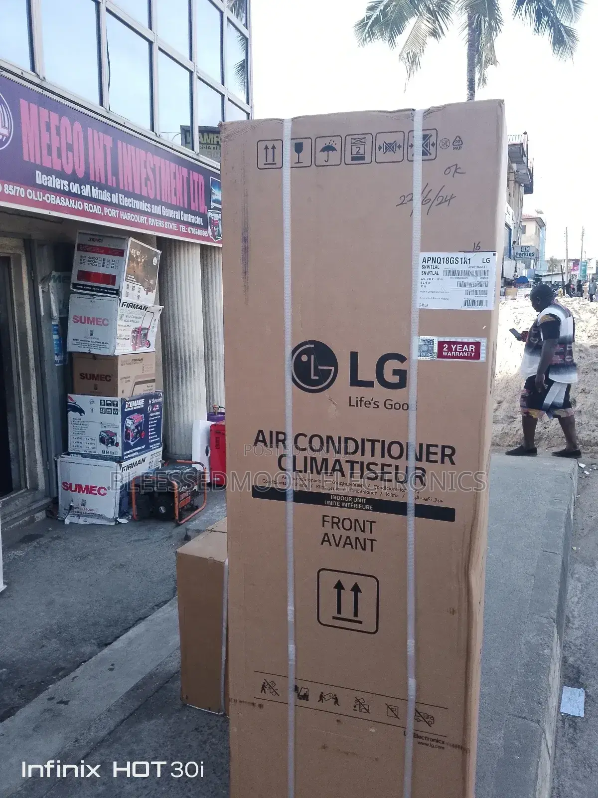 LG Standing Unit Air Conditioner 2.5hp Inverter