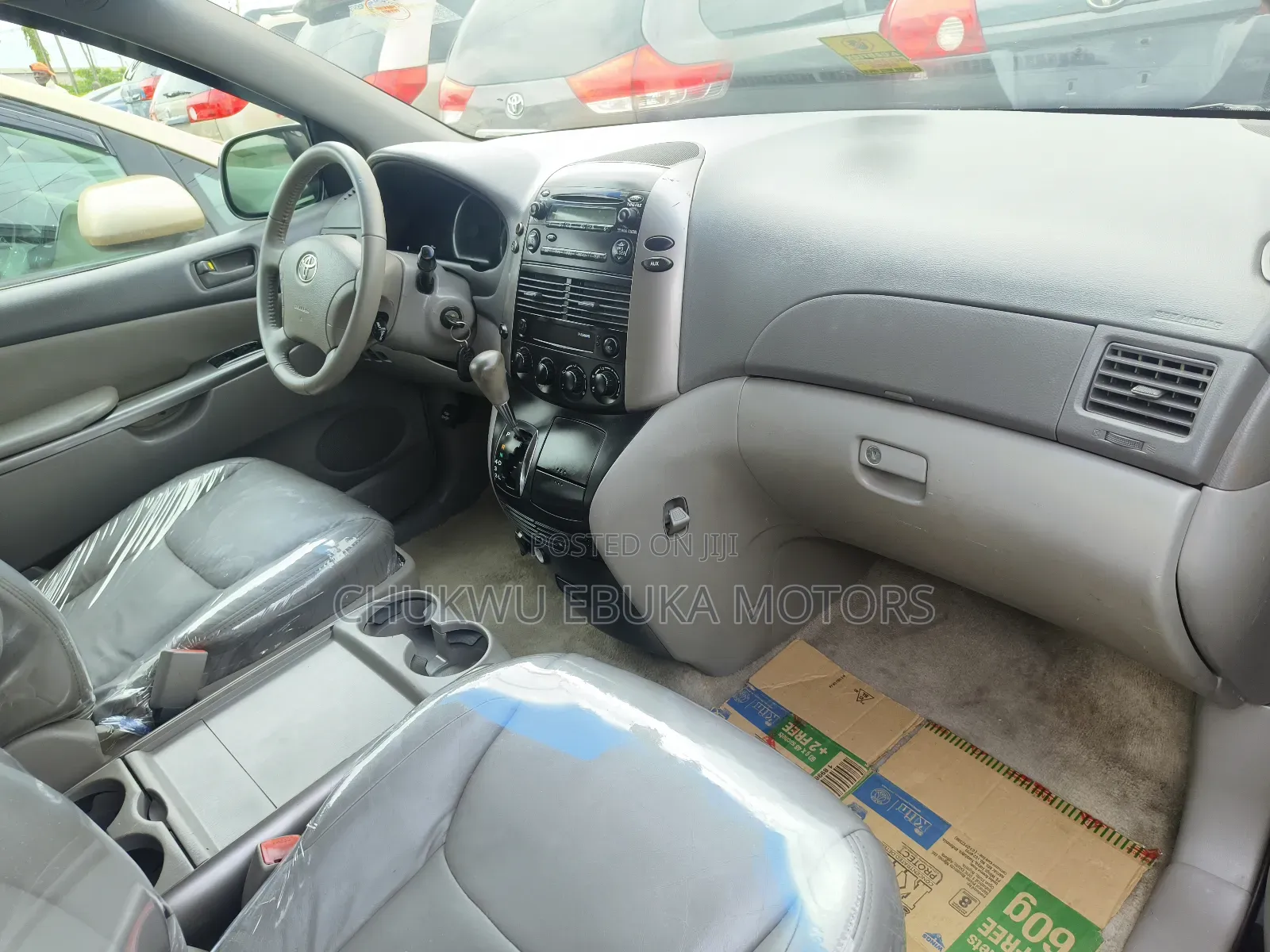Toyota Sienna LE AWD 2006 Gray