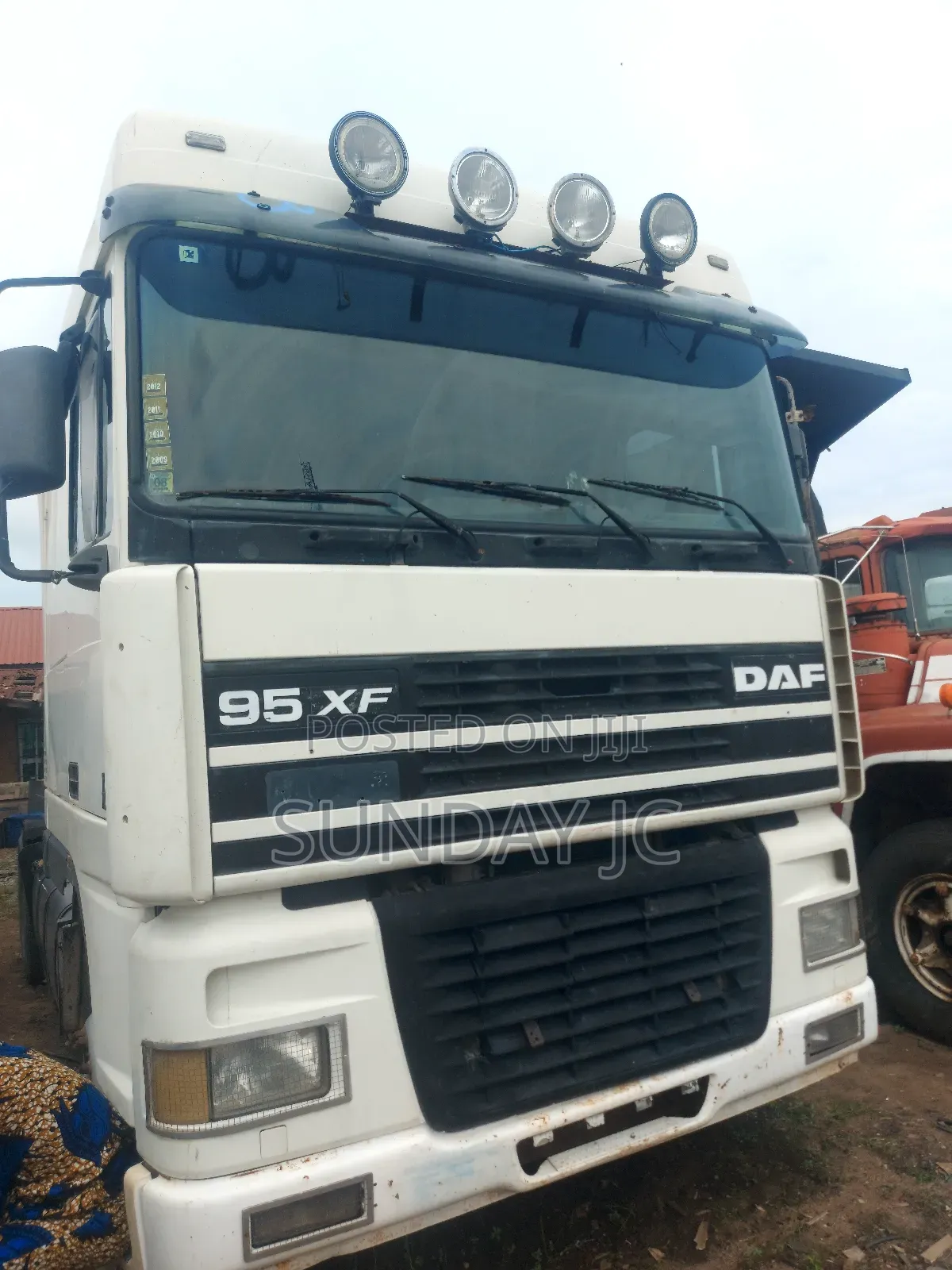 Foreign Used Daf 95xf Six Tyres Head Truck Superb Eng 480hp
