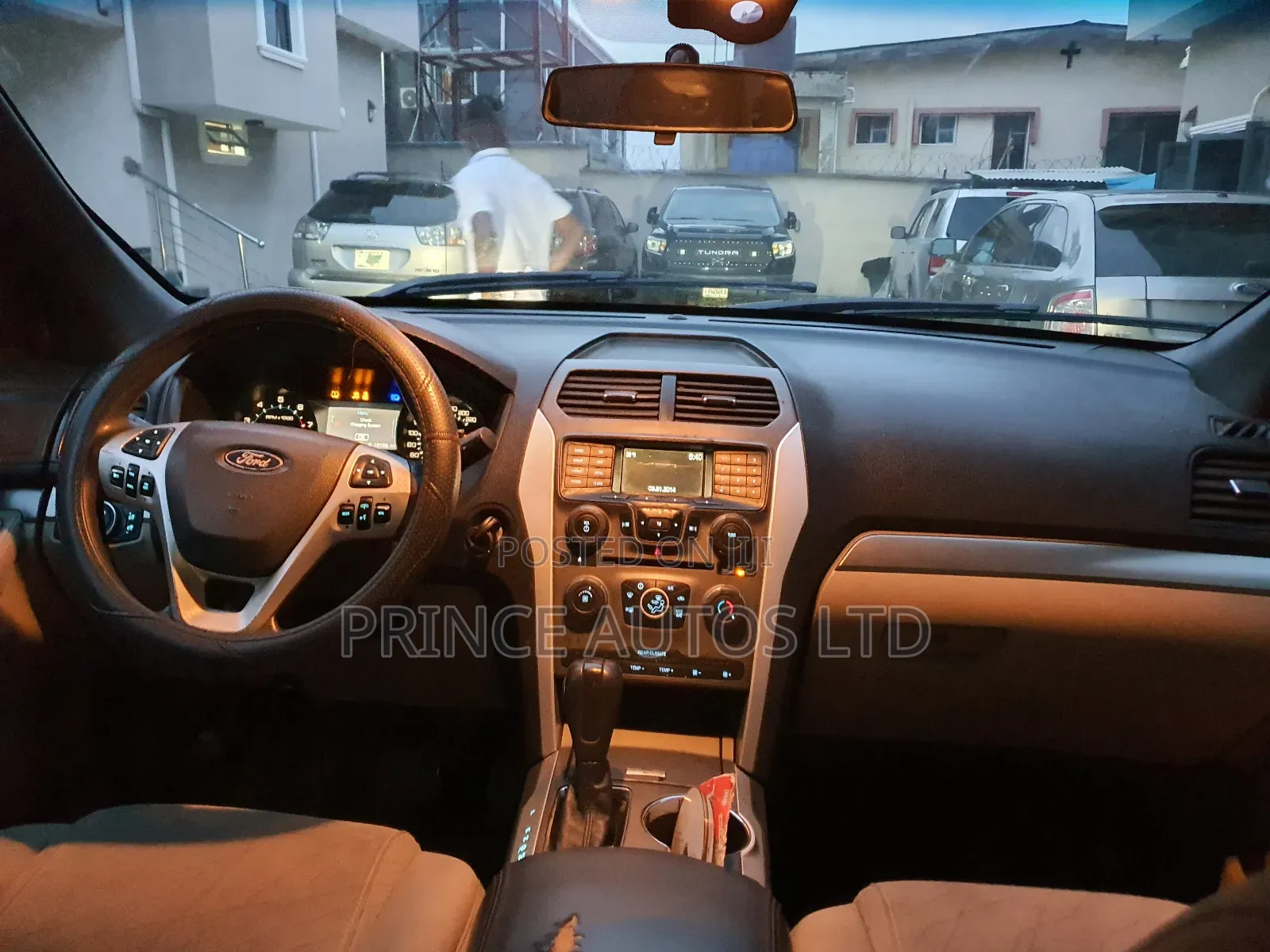 Ford Explorer 4dr SUV AWD (3.5L 6cyl 6A) 2015 Brown