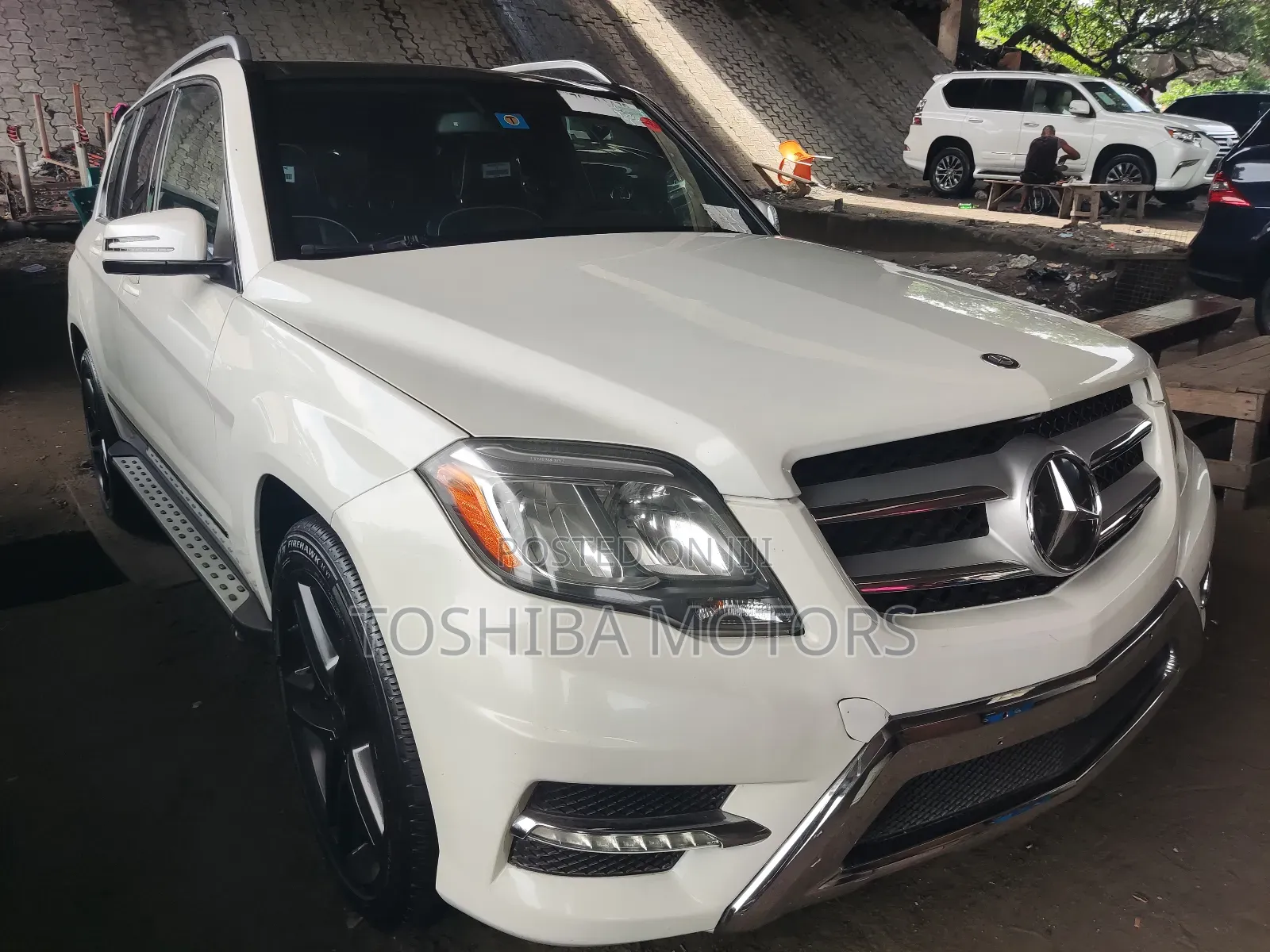 Mercedes-Benz GLK-Class 350 4MATIC 2012 White