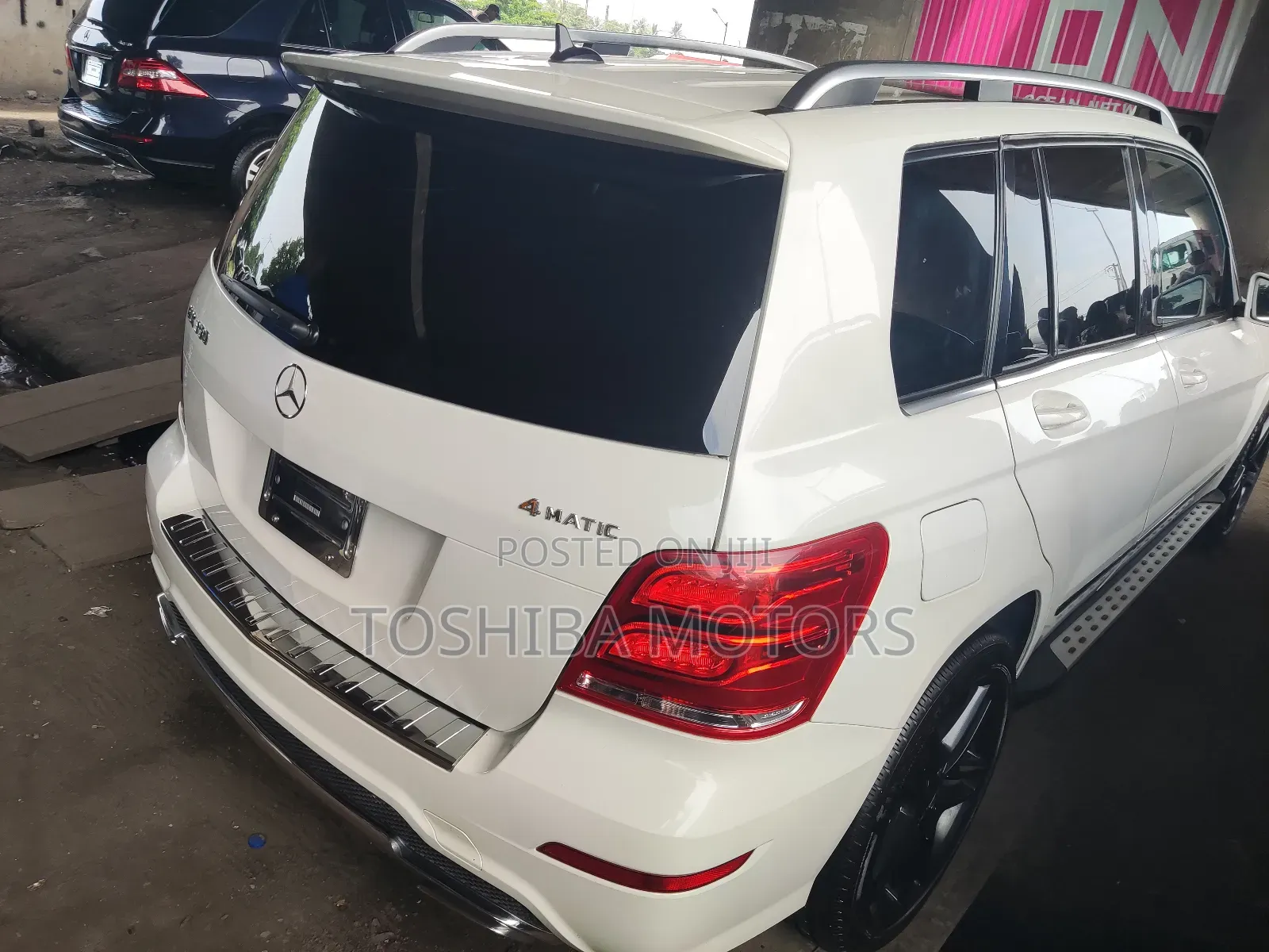 Mercedes-Benz GLK-Class 350 4MATIC 2012 White