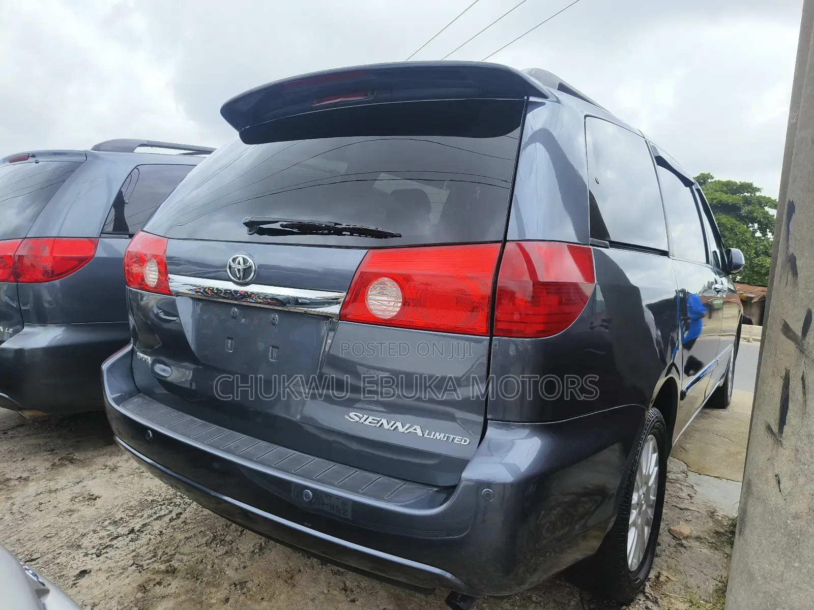 Toyota Sienna Limited 7 Passenger 2010 Gray