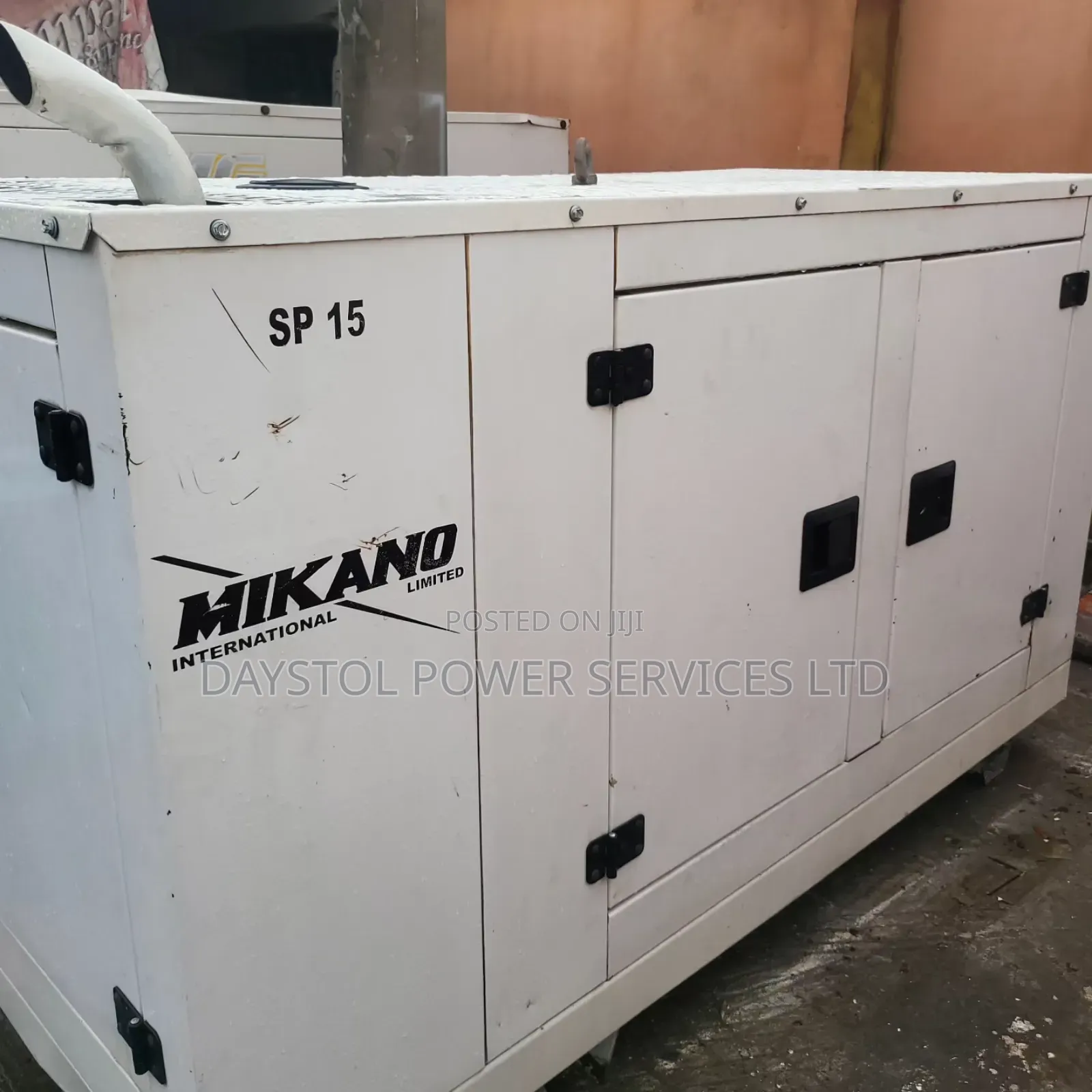 Super Clean 15kva Uk Perkins Mikano Soundproof Diesel Gen