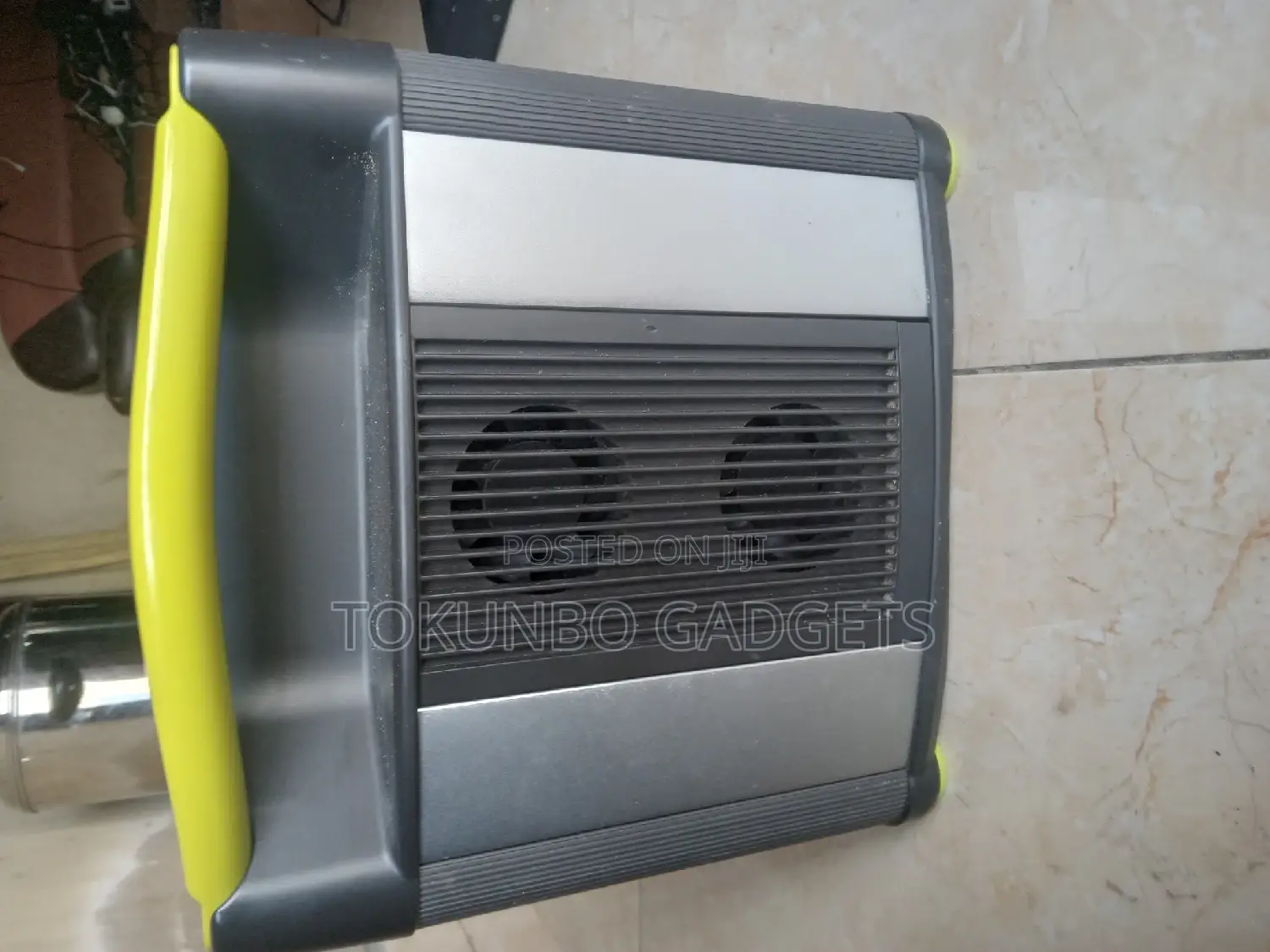 American Yeti 1500/3000 Watts Power Station