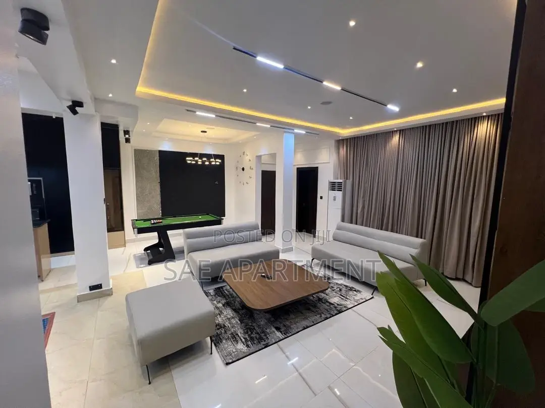 Luxurious Two Bedroom Apartment , Gwarinpa Abuja