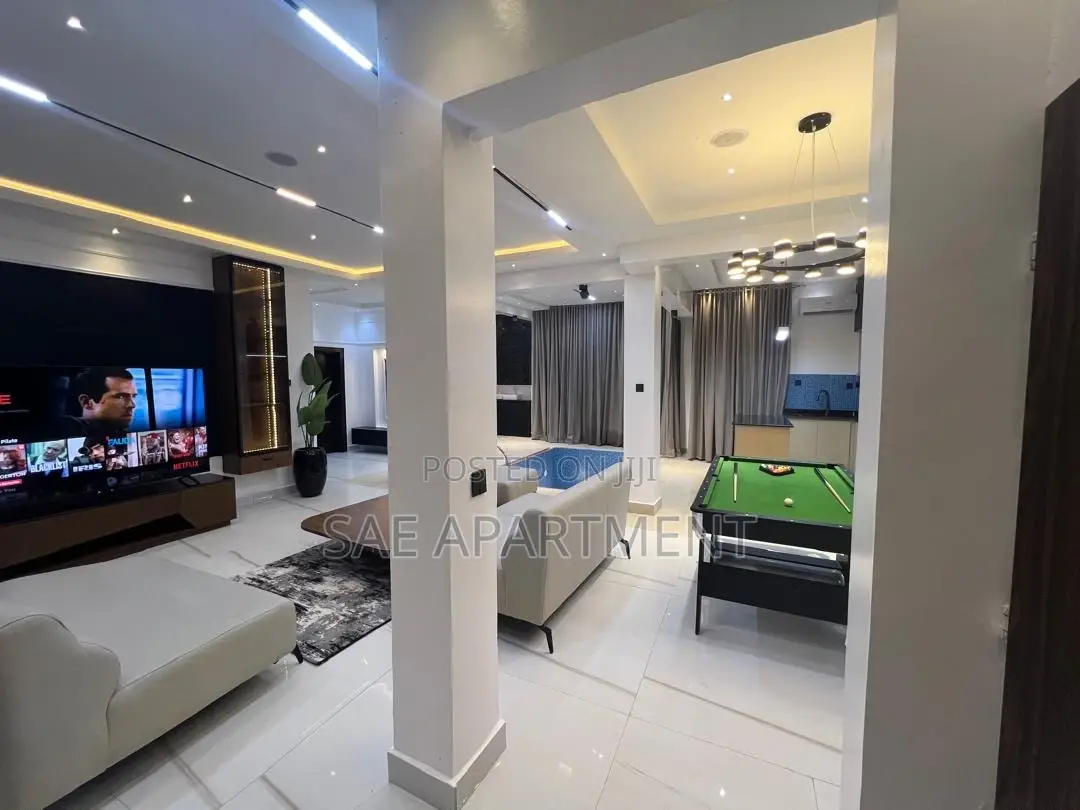 Luxurious Two Bedroom Apartment , Gwarinpa Abuja