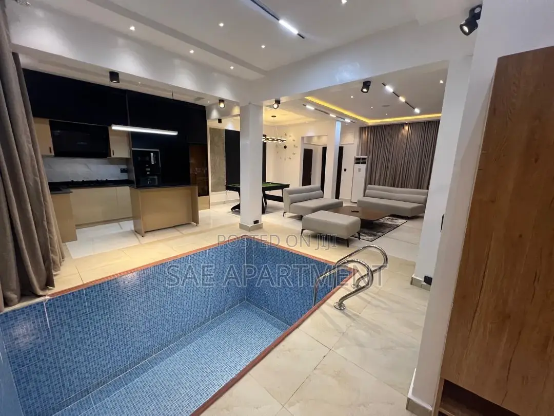 Luxurious Two Bedroom Apartment , Gwarinpa Abuja