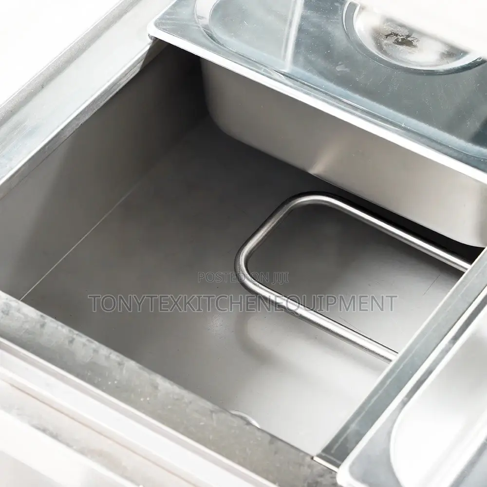 Curved Glass Food Warmer