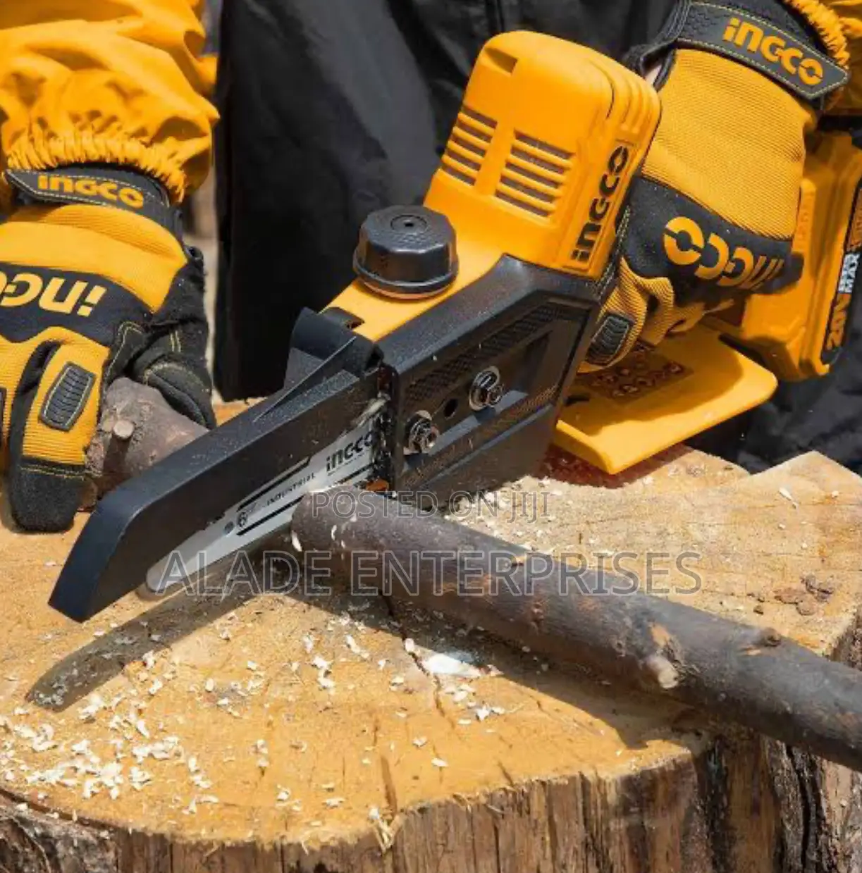 Ingco 6" Lithium-lon Mini Cordless Chain Saw