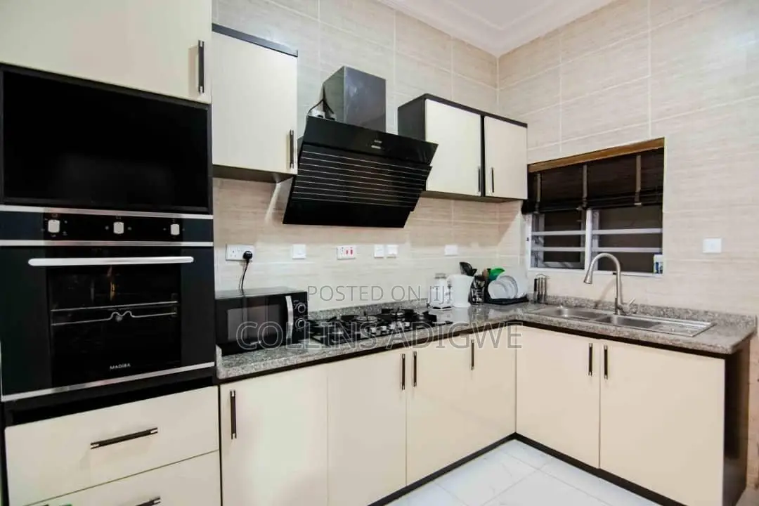 Furnished 3bdrm Apartment in Ikate-Lekki for sale