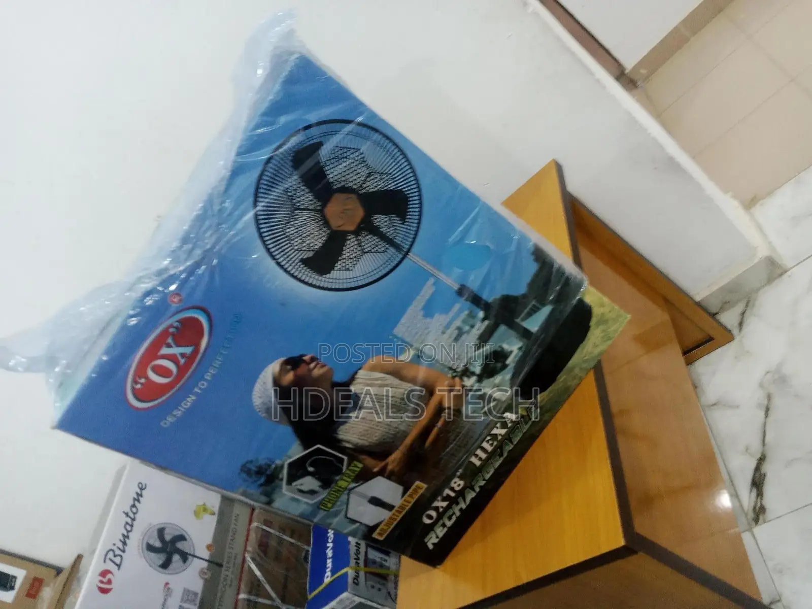 Affordable 18 Inches OX Rechargeable Standing Fan