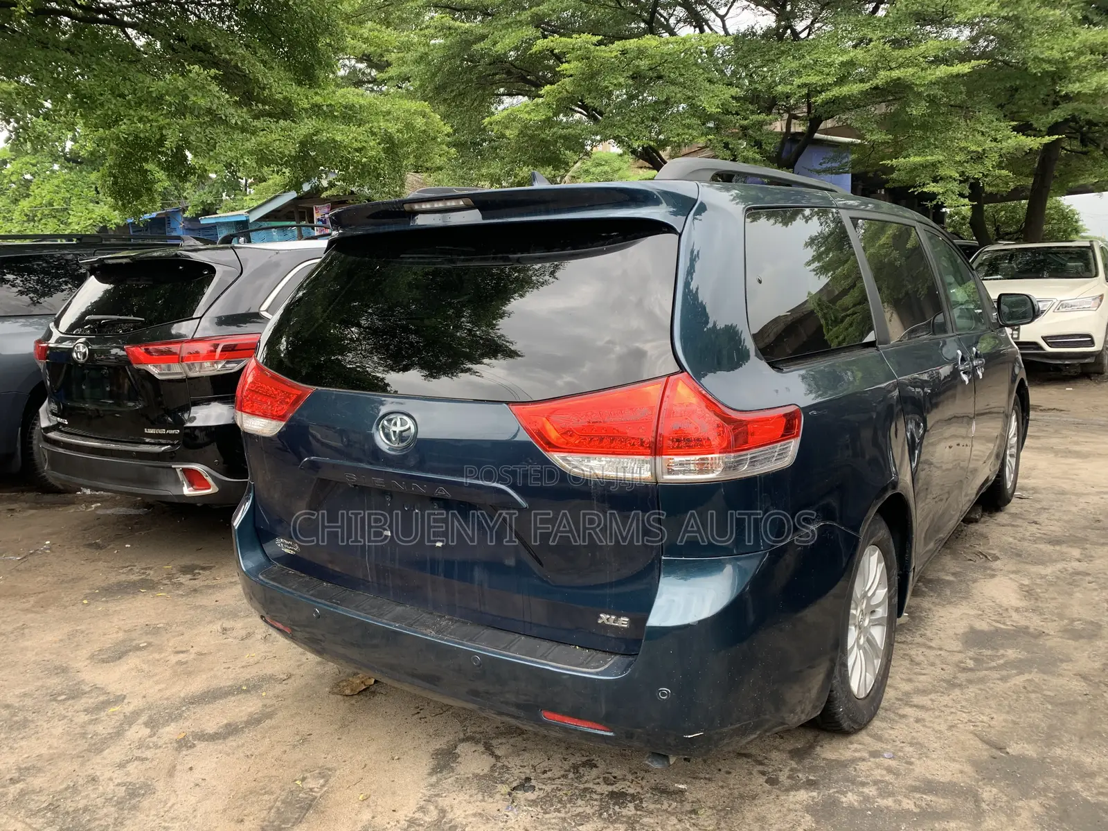 Toyota Sienna XLE FWD 8-Passenger 2013 Green