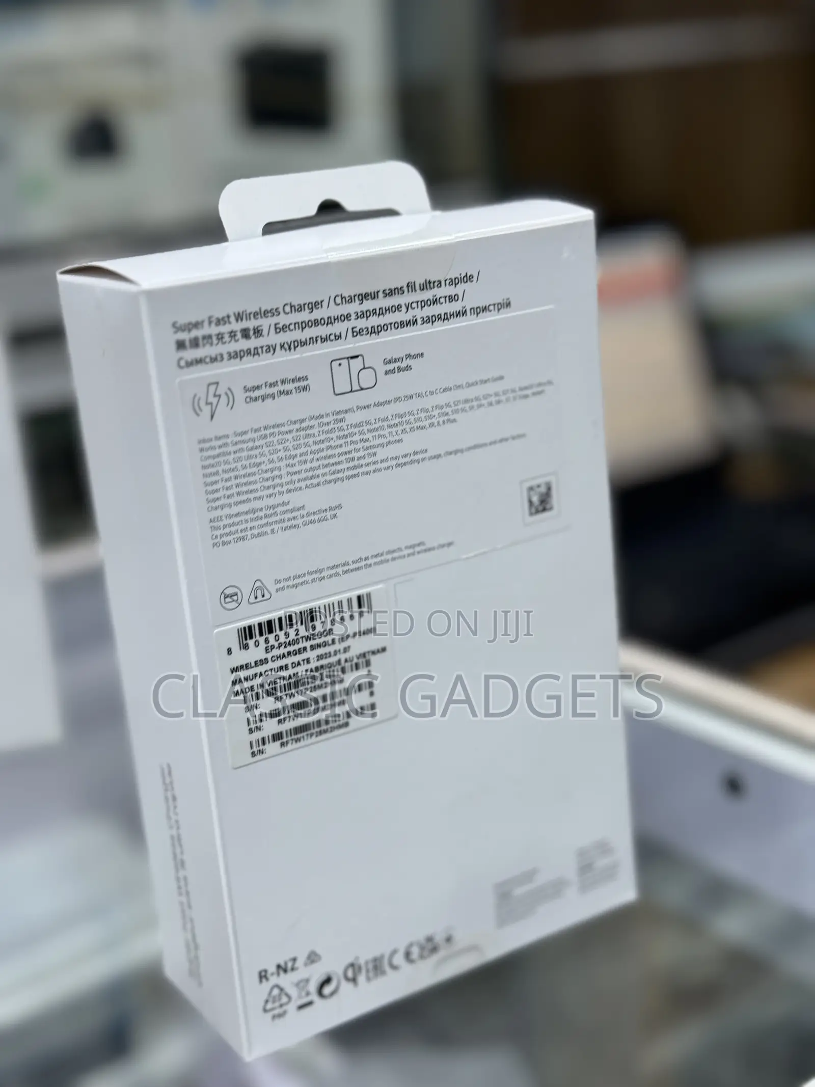 Samsung Ep-P2400 15W Qi Fast Wireless Charger