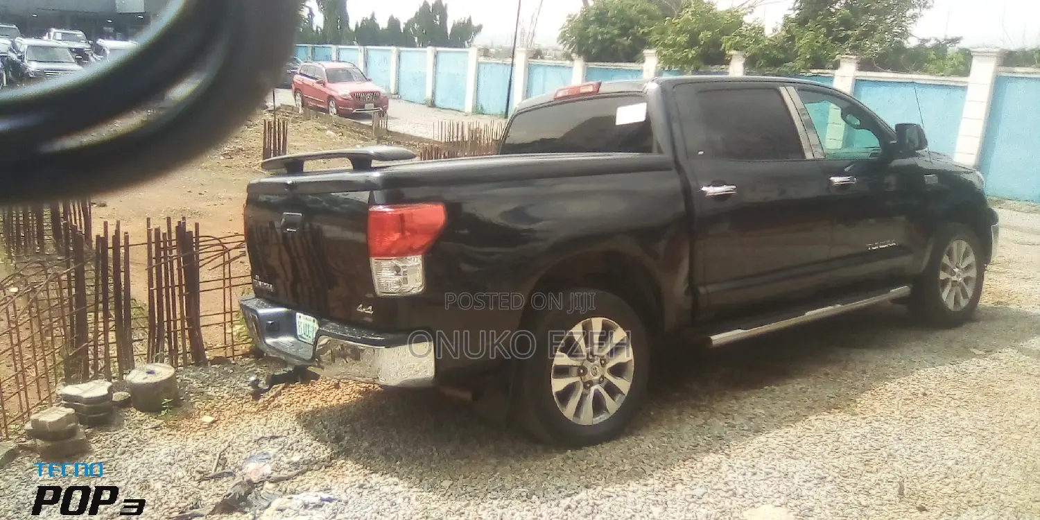 Toyota Tundra Double Cab 4x4 Limited 2010 Black