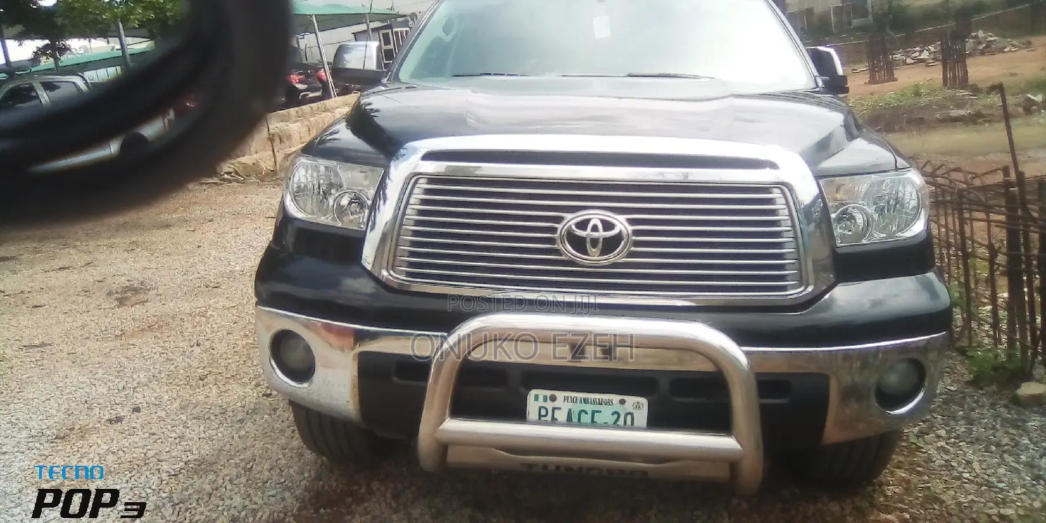 Toyota Tundra Double Cab 4x4 Limited 2010 Black