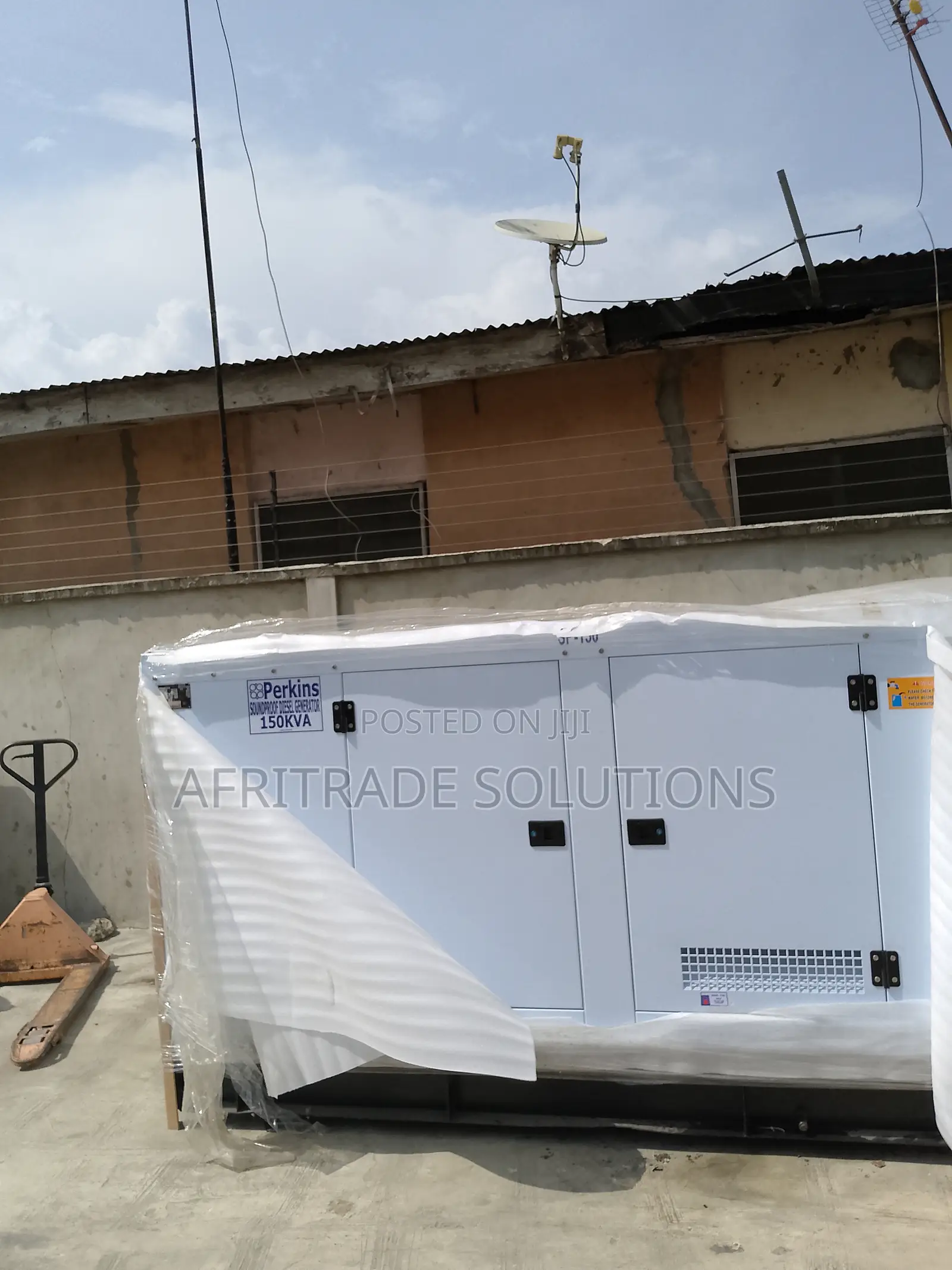Highly Efficient 150kva Perkins Soundproof Industrial Genera