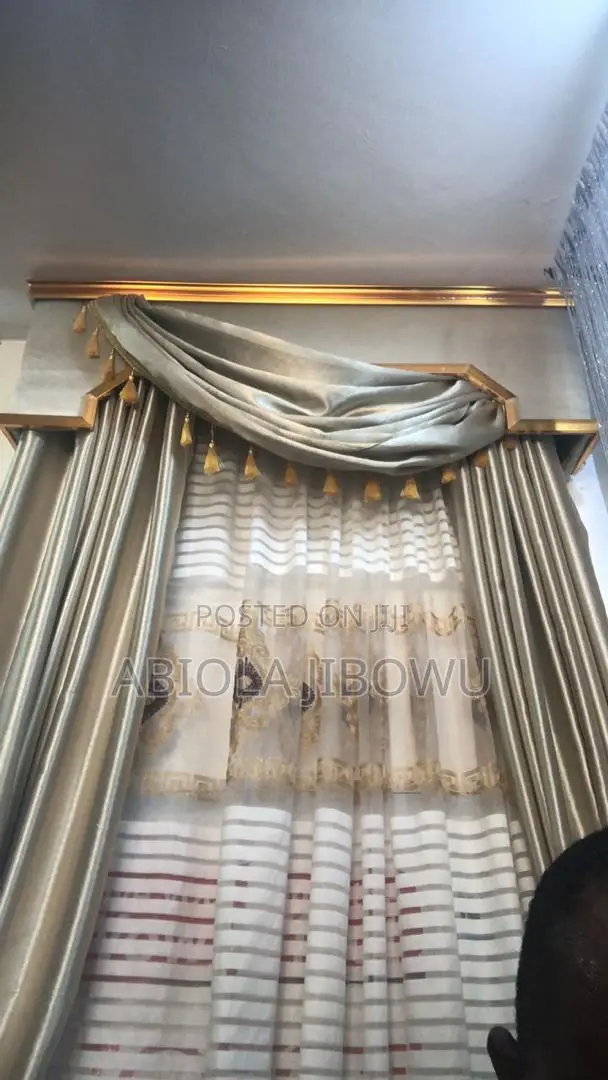 Curtains and Windows Blind