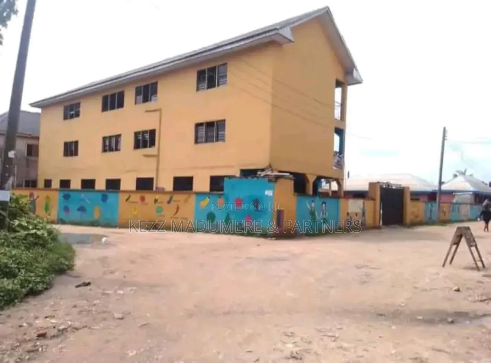 For Sale : A Functional 30 Classrooms SIZEABLE School
