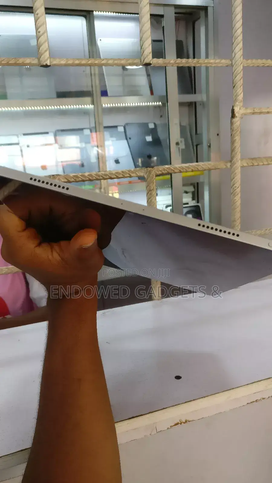 Apple iPad Pro 12.9 (2022) 256 GB Silver