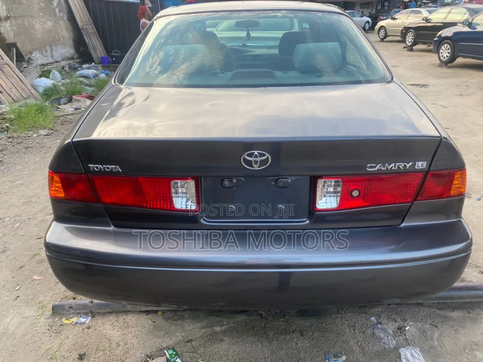 Toyota Camry LE 4dr Sedan (2.2L 4cyl 4A) 2001 Gray