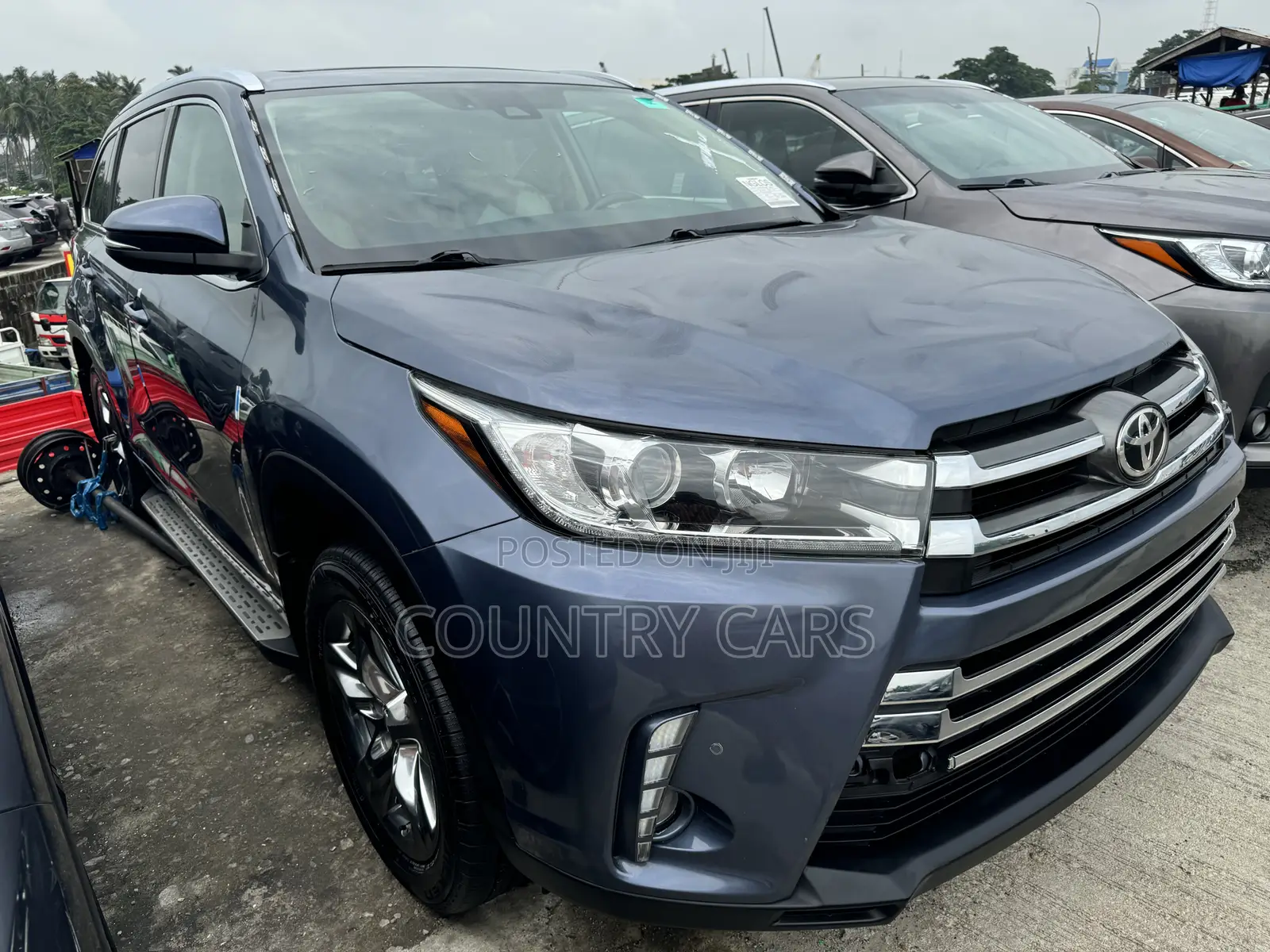 Toyota Highlander 2018 Blue