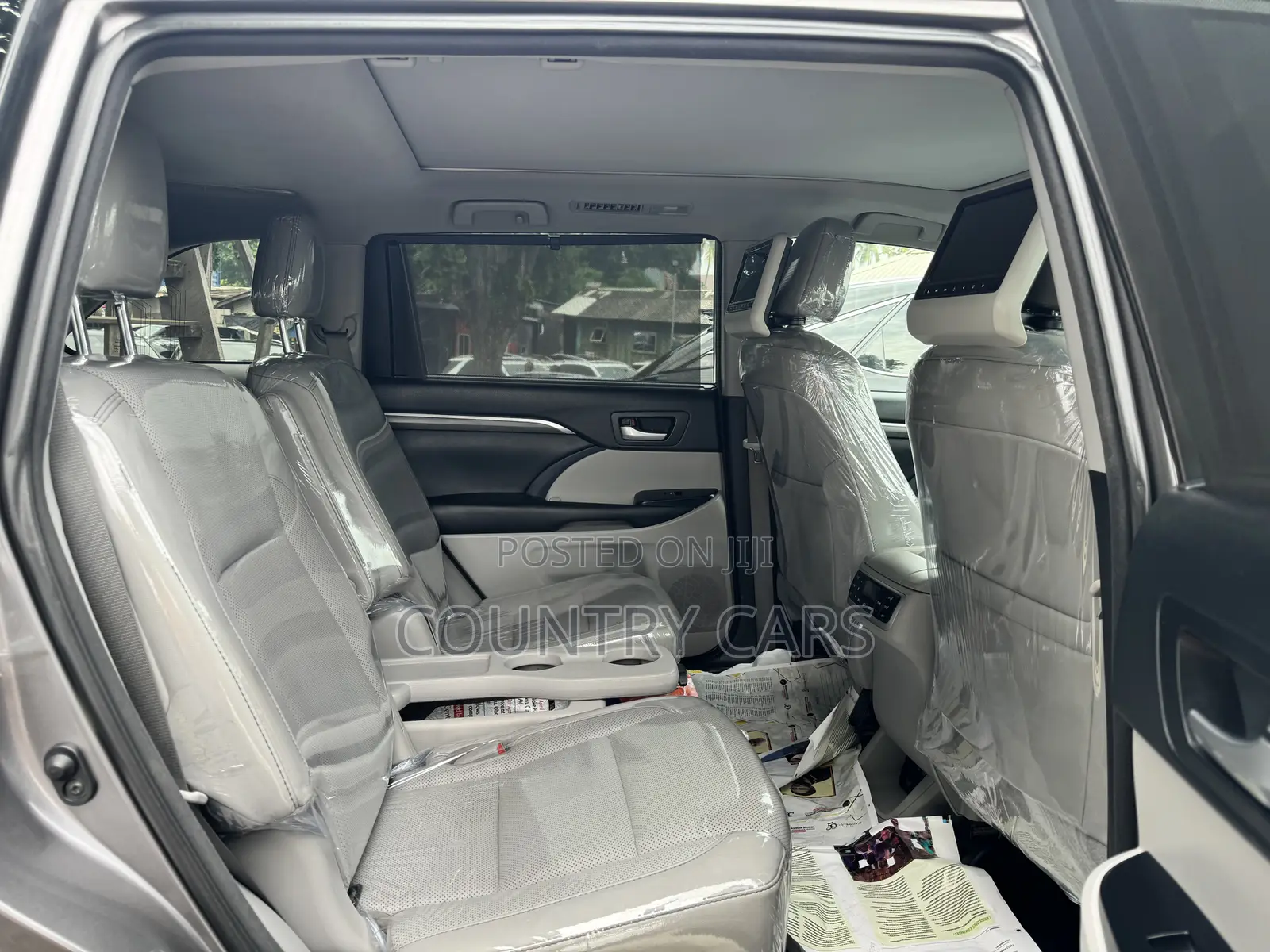 Toyota Highlander Limited Platinum 4x4 V6 (3.5L 6cyl 8A) 2018 Beige