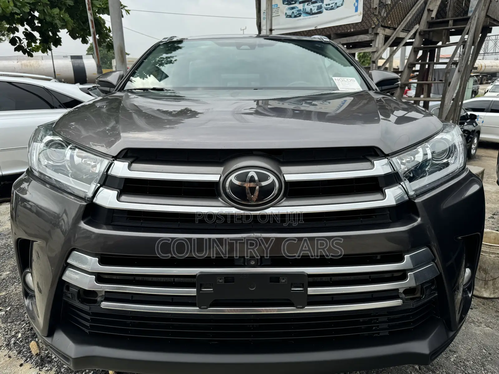 Toyota Highlander Limited Platinum 4x4 V6 (3.5L 6cyl 8A) 2018 Beige