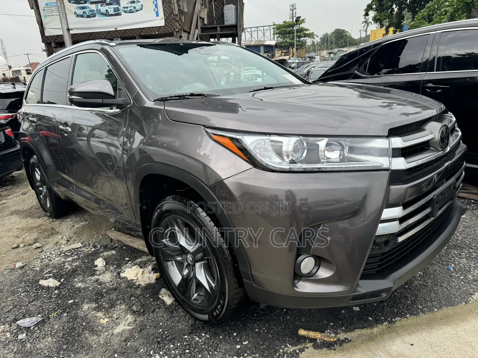 Toyota Highlander Limited Platinum 4x4 V6 (3.5L 6cyl 8A) 2018 Beige